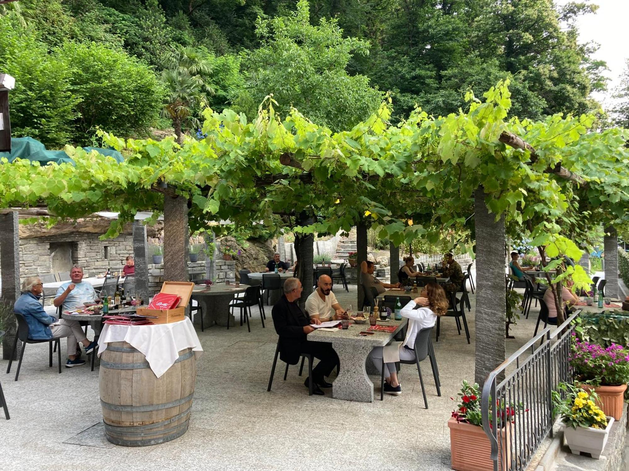 Lamone Hotel Ristorante Grotto Serta מראה חיצוני תמונה